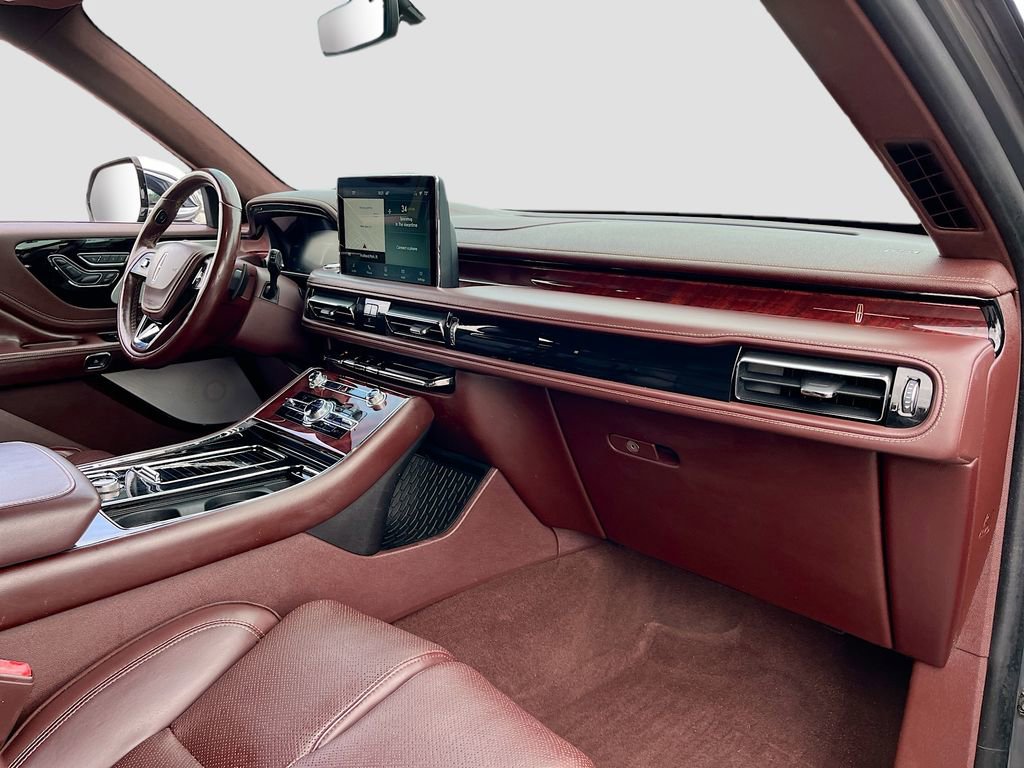 Used 2020 Lincoln Aviator Black Label w/ Dynamic Handling Package image 32