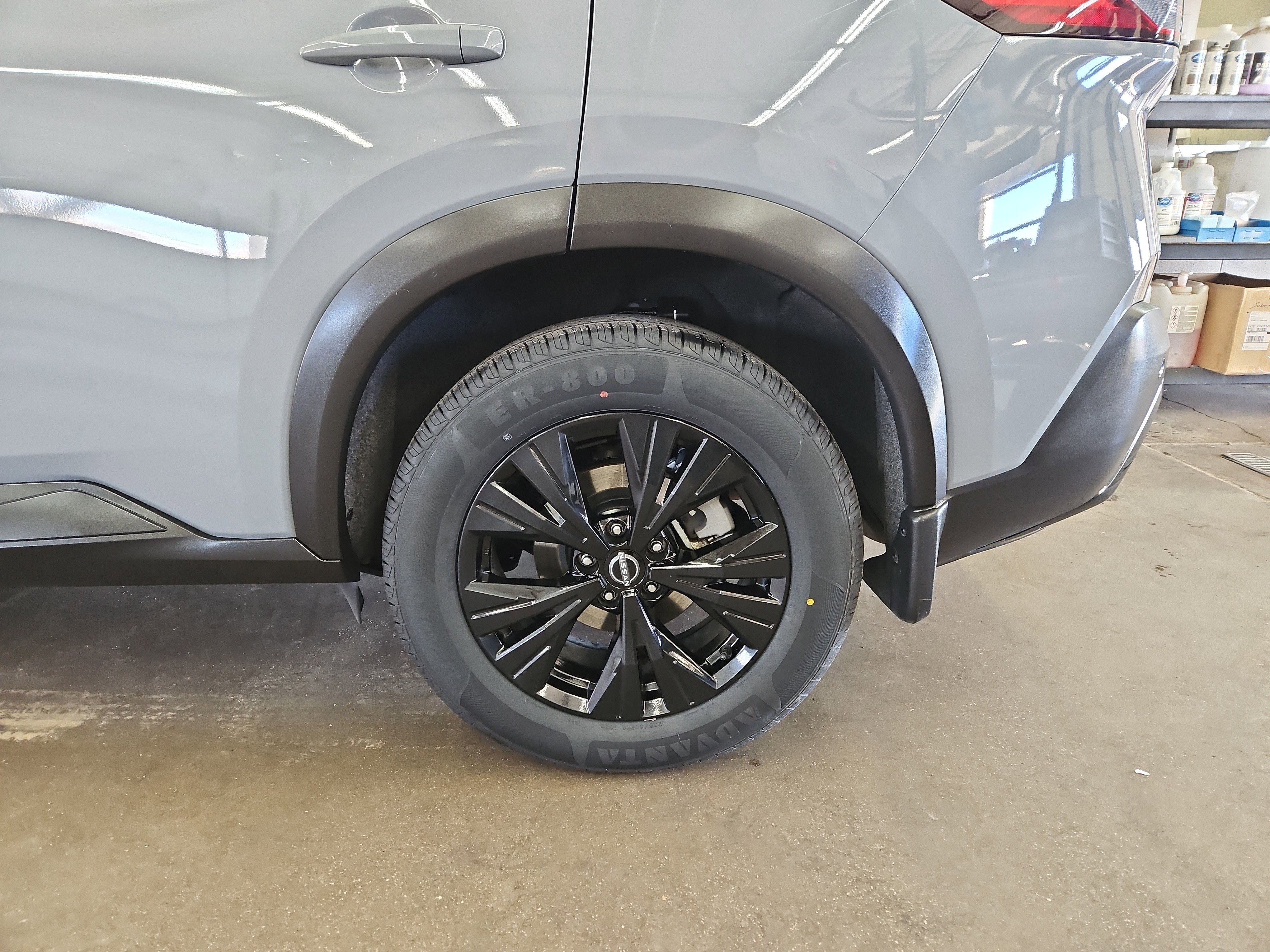 Used 2023 Nissan Rogue SV w/ SV Premium B Package image 26