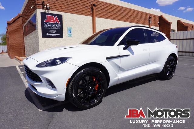 Used 2022 Aston Martin DBX image 13
