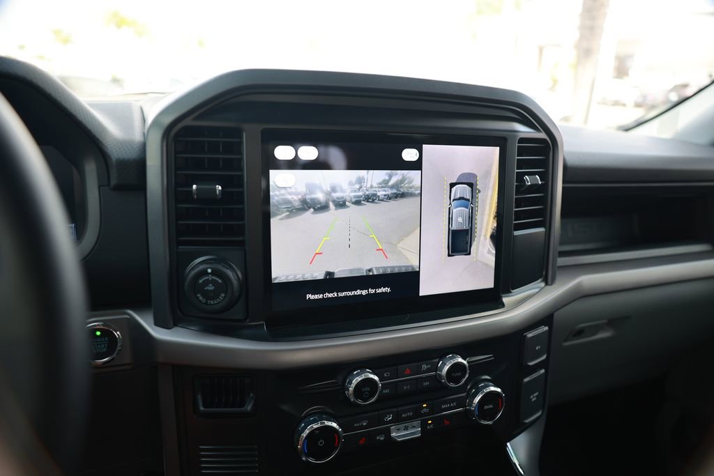 Used 2025 Ford F150 Lightning XLT AWD/4WD image 24