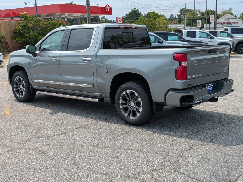 New 2026 Chevrolet Silverado 1500 High Country w/ Technology Package AWD/4WD image 6