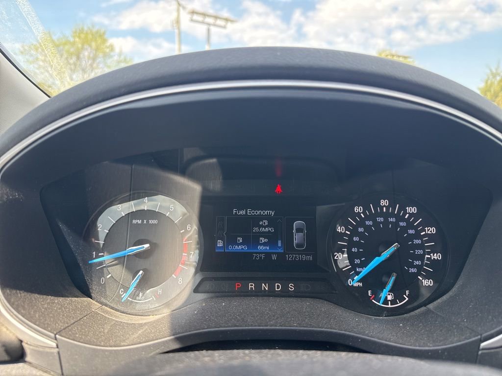 Used 2015 Ford Fusion SE w/ Equipment Group 201A image 10