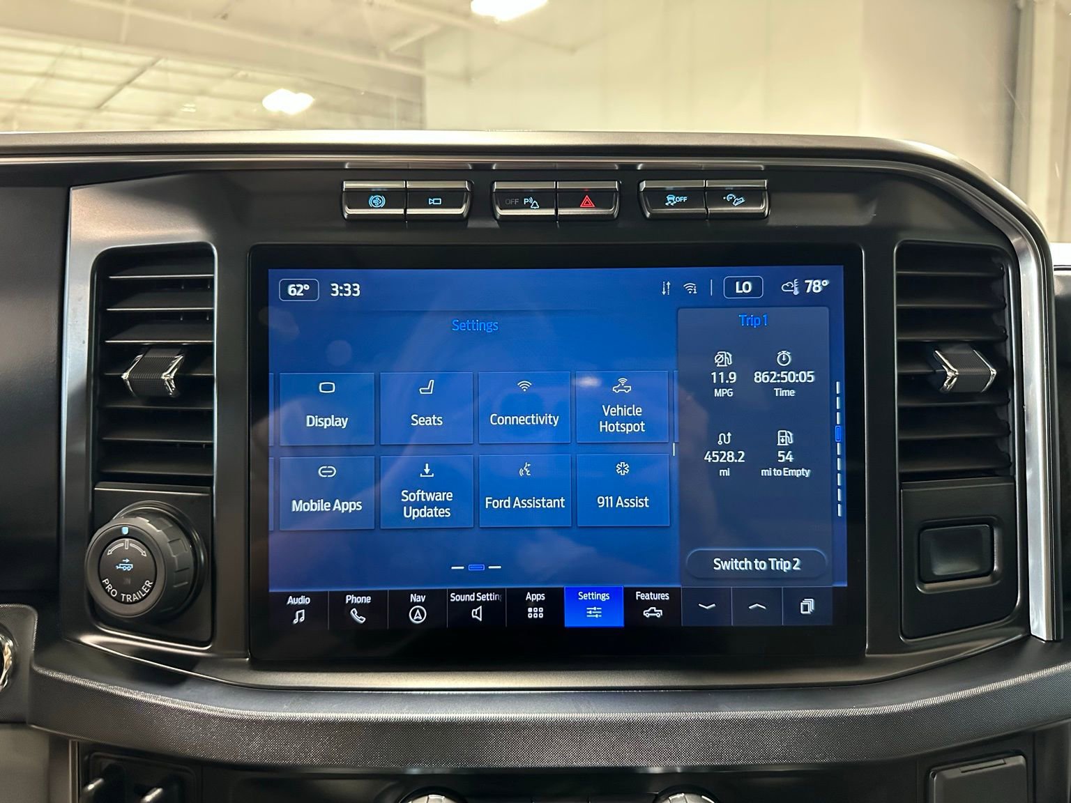 Used 2024 Ford F250 Limited w/ FX4 Off-Road Package image 30