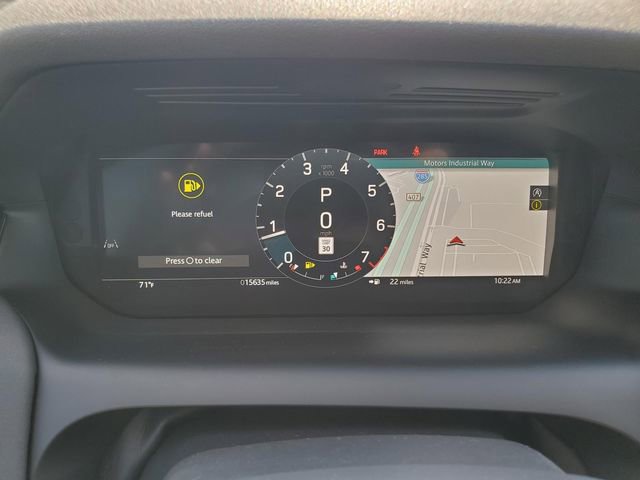 Used 2025 Land Rover Discovery Sport S image 29