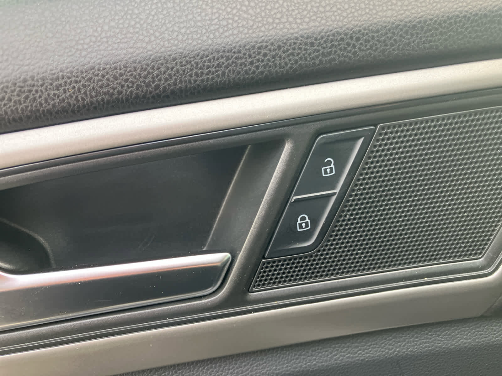 Used 2021 Volkswagen Atlas SEL image 13