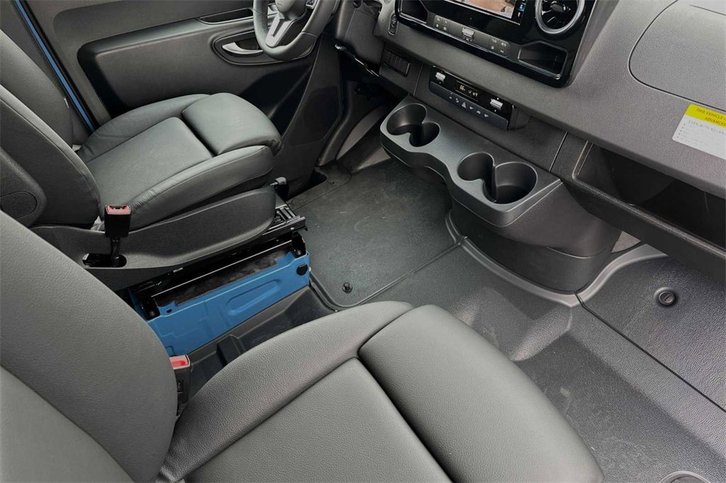 Used 2024 Mercedes-Benz Sprinter 144 Cargo image 16