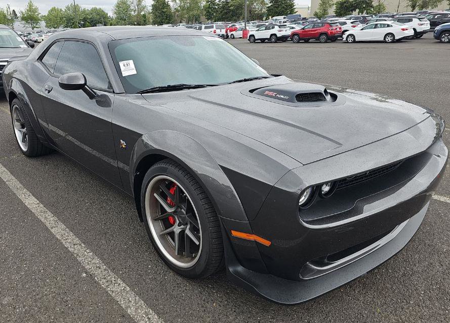 Used 2022 Dodge Challenger R/T Scat Pack RWD image 2