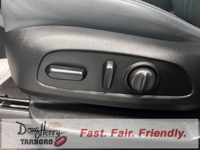 Used 2020 Buick Enclave Essence image 28