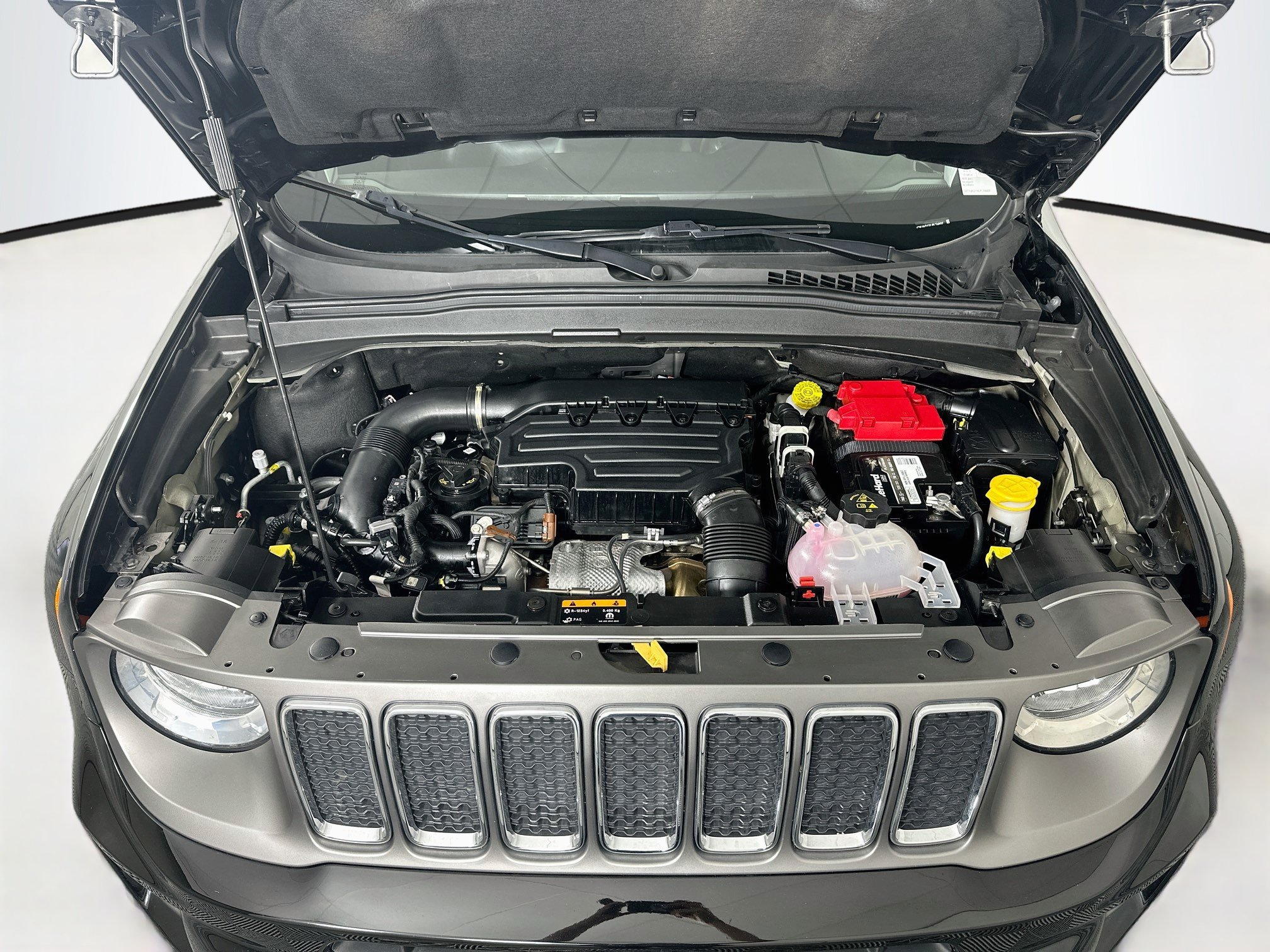 Used 2020 Jeep Renegade Limited FWD image 32