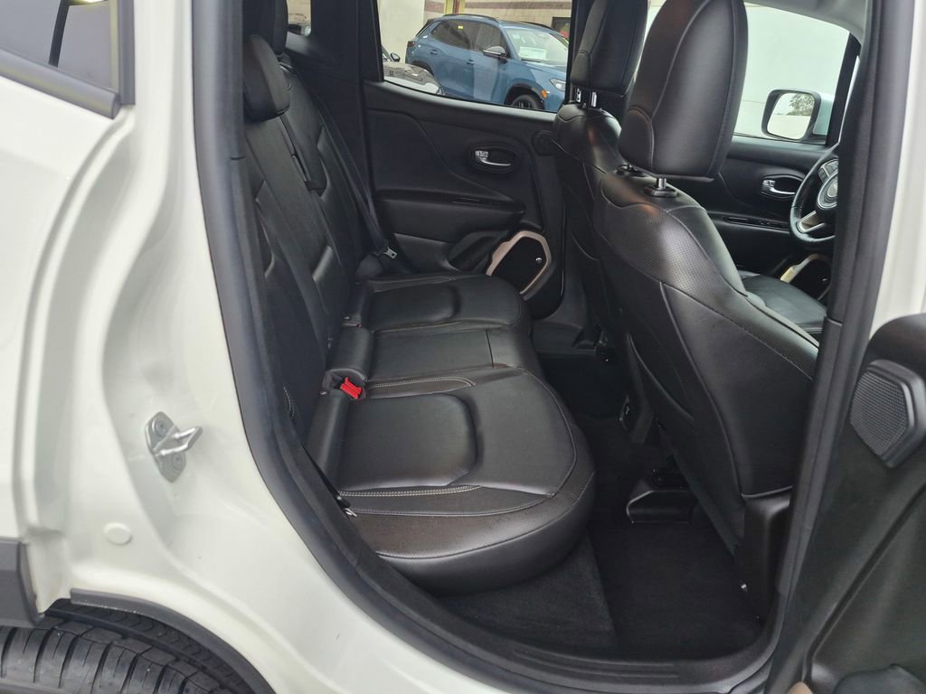 Used 2017 Jeep Renegade Limited image 35