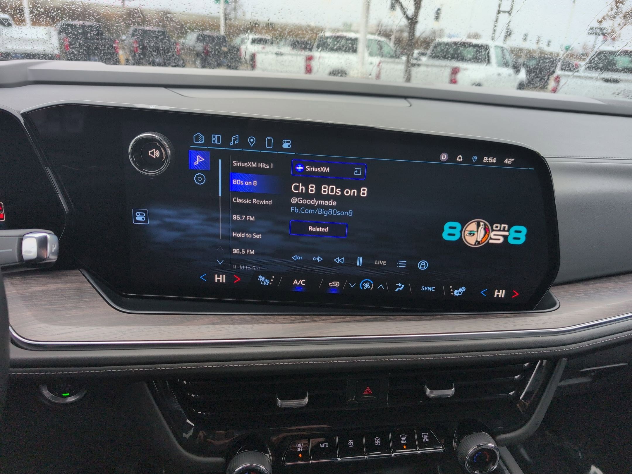 Certified 2025 Chevrolet Tahoe Z71 image 18