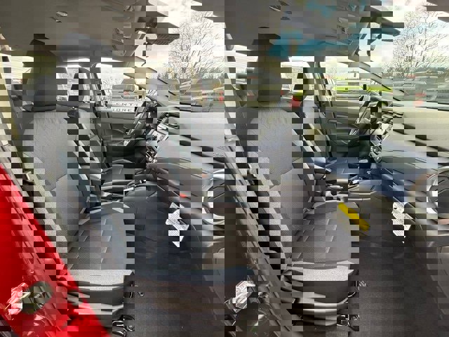 New 2025 Nissan Versa SV w/ Trunk Package image 15