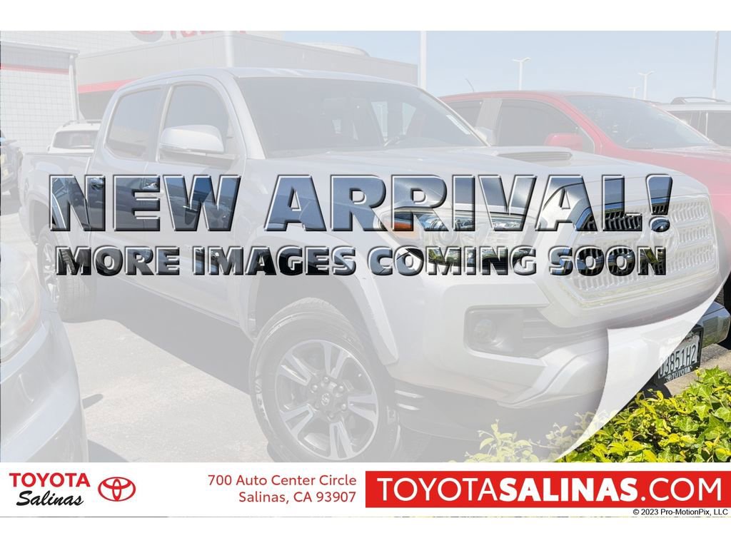 Used 2016 Toyota Tacoma TRD Sport image 1
