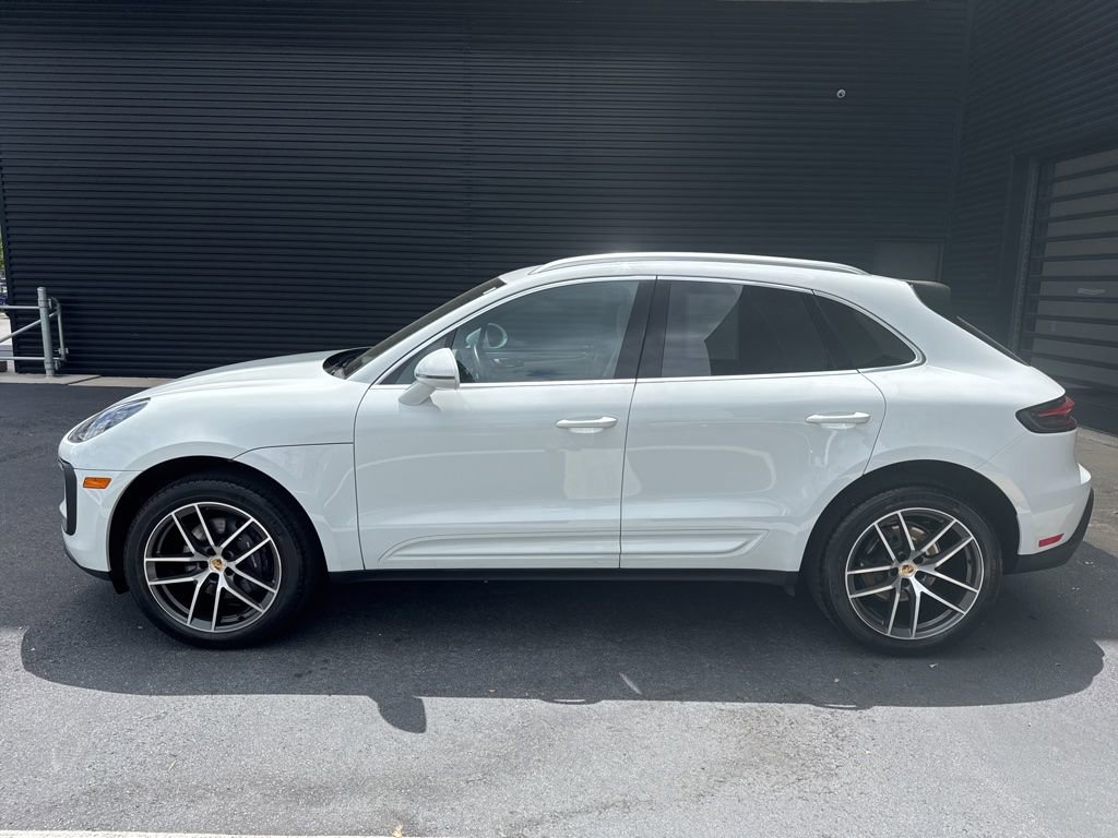 Certified 2023 Porsche Macan w/ Premium Package Plus AWD/4WD video 2