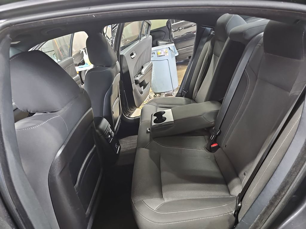 Used 2017 Dodge Charger R/T w/ Blacktop Package image 13