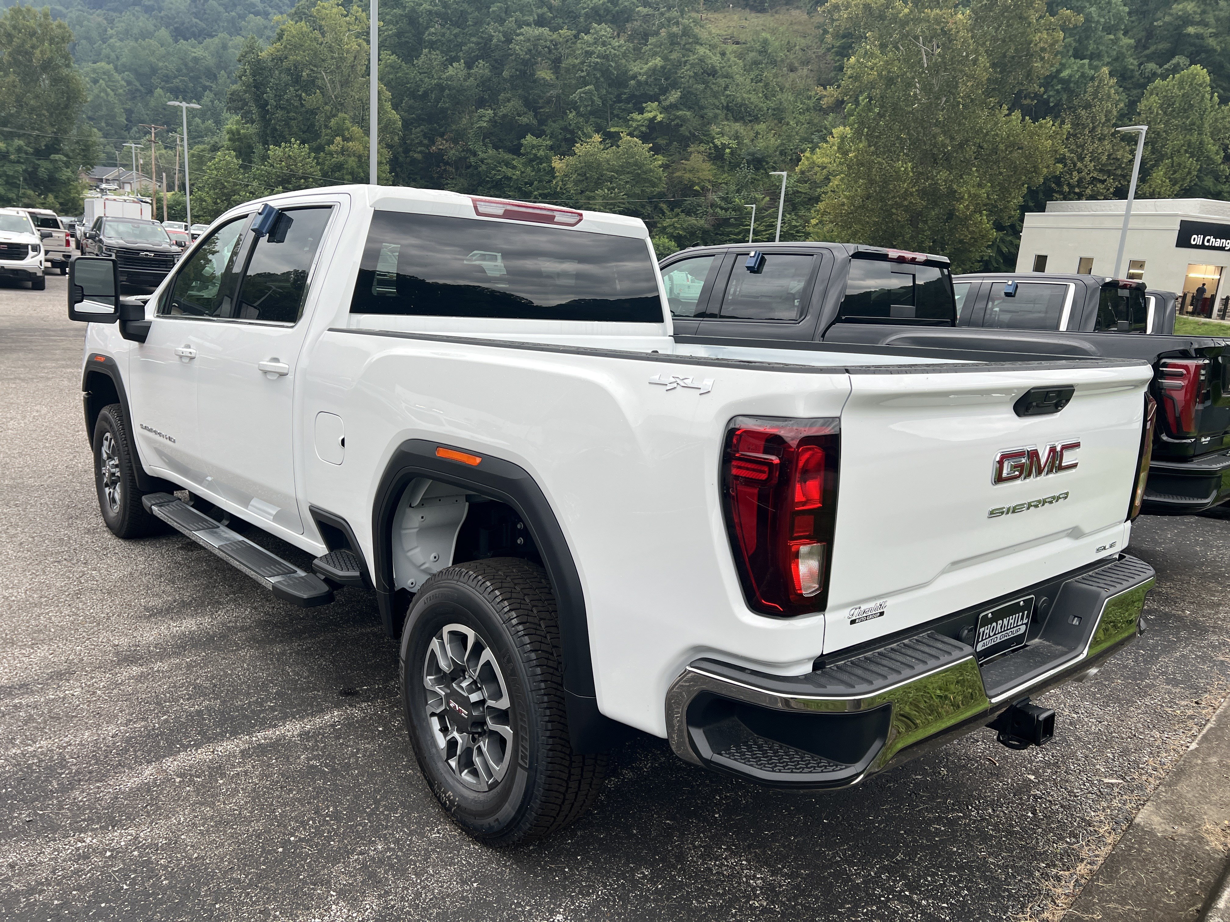New 2026 GMC Sierra 3500 SLE w/ Remote Start Package AWD/4WD image 5