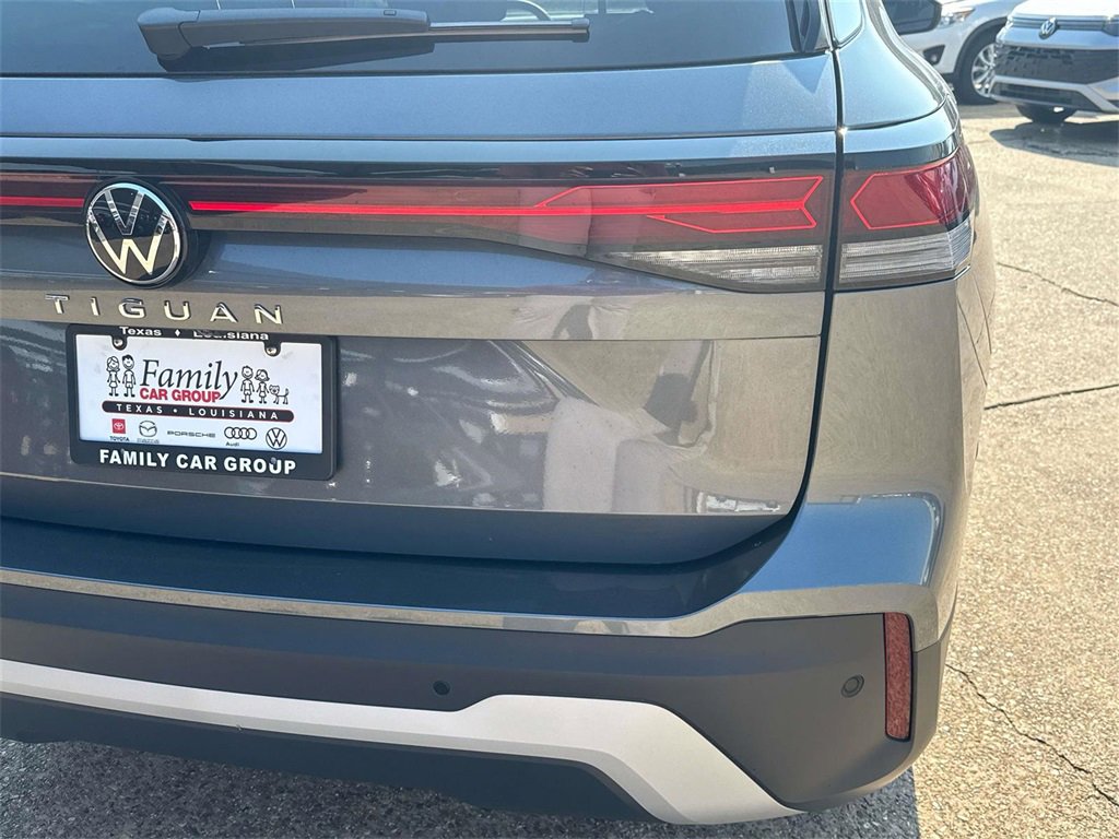 New 2025 Volkswagen Tiguan S image 9