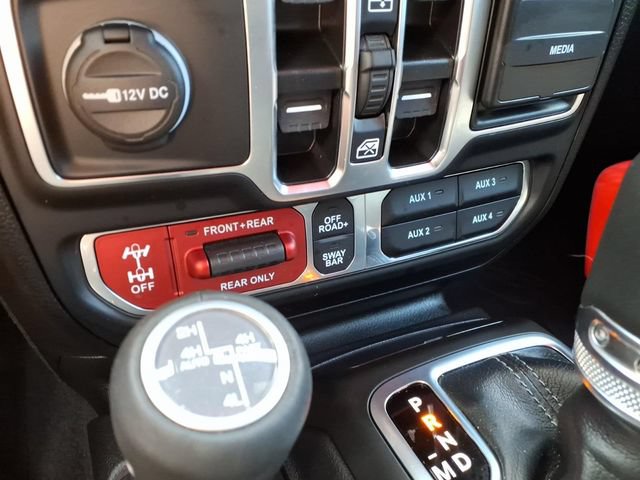 Used 2024 Jeep Wrangler Unlimited Rubicon AWD/4WD image 30