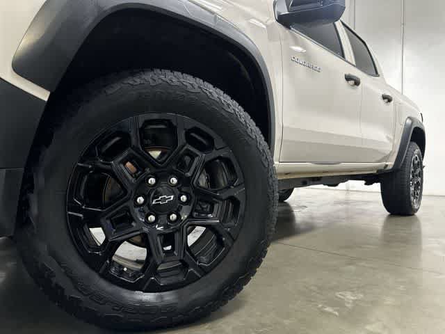 Used 2026 Chevrolet Colorado Trail Boss AWD/4WD image 28