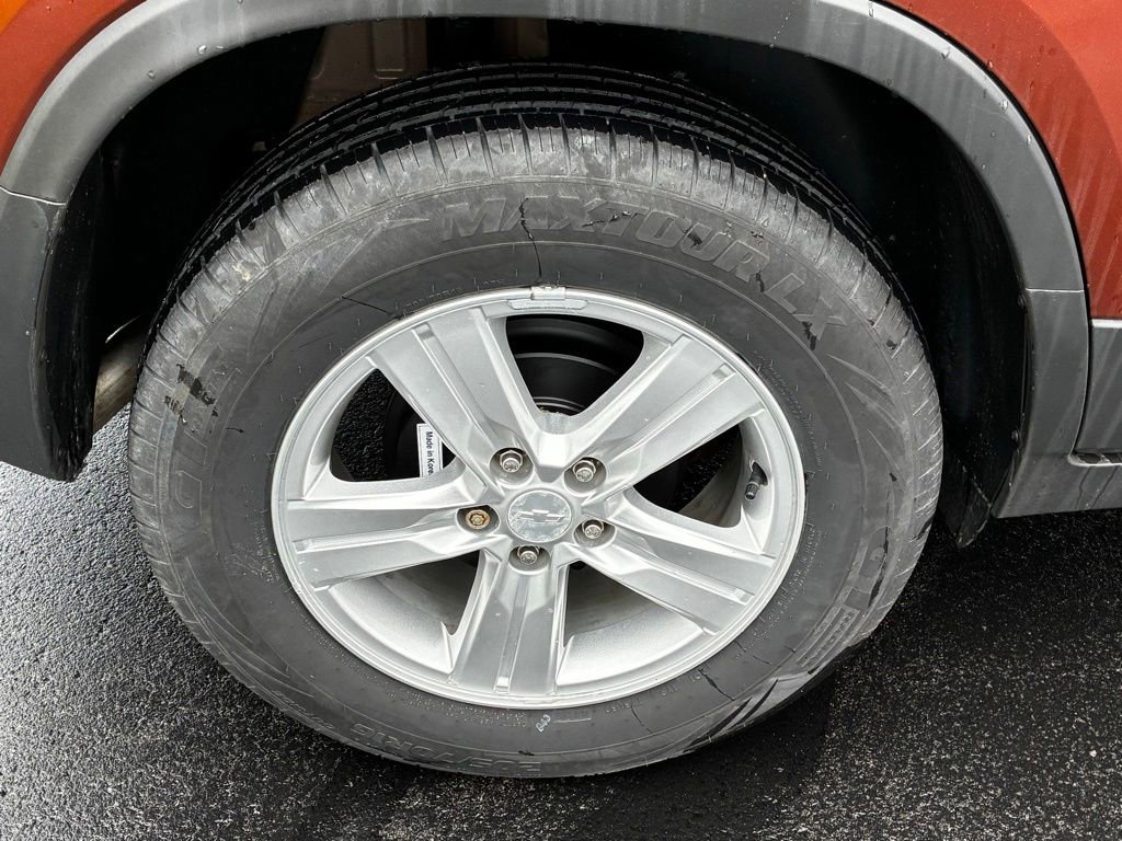 Used 2019 Chevrolet Trax LT w/ LT Convenience Package FWD image 12
