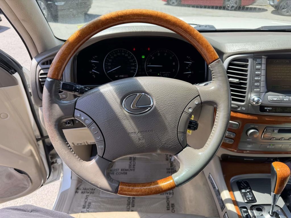 Used 2004 Lexus LX 470 4WD image 28