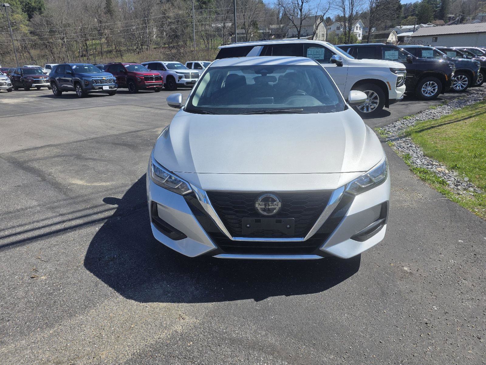 Used 2023 Nissan Sentra SV w/ All-Weather Package FWD image 2