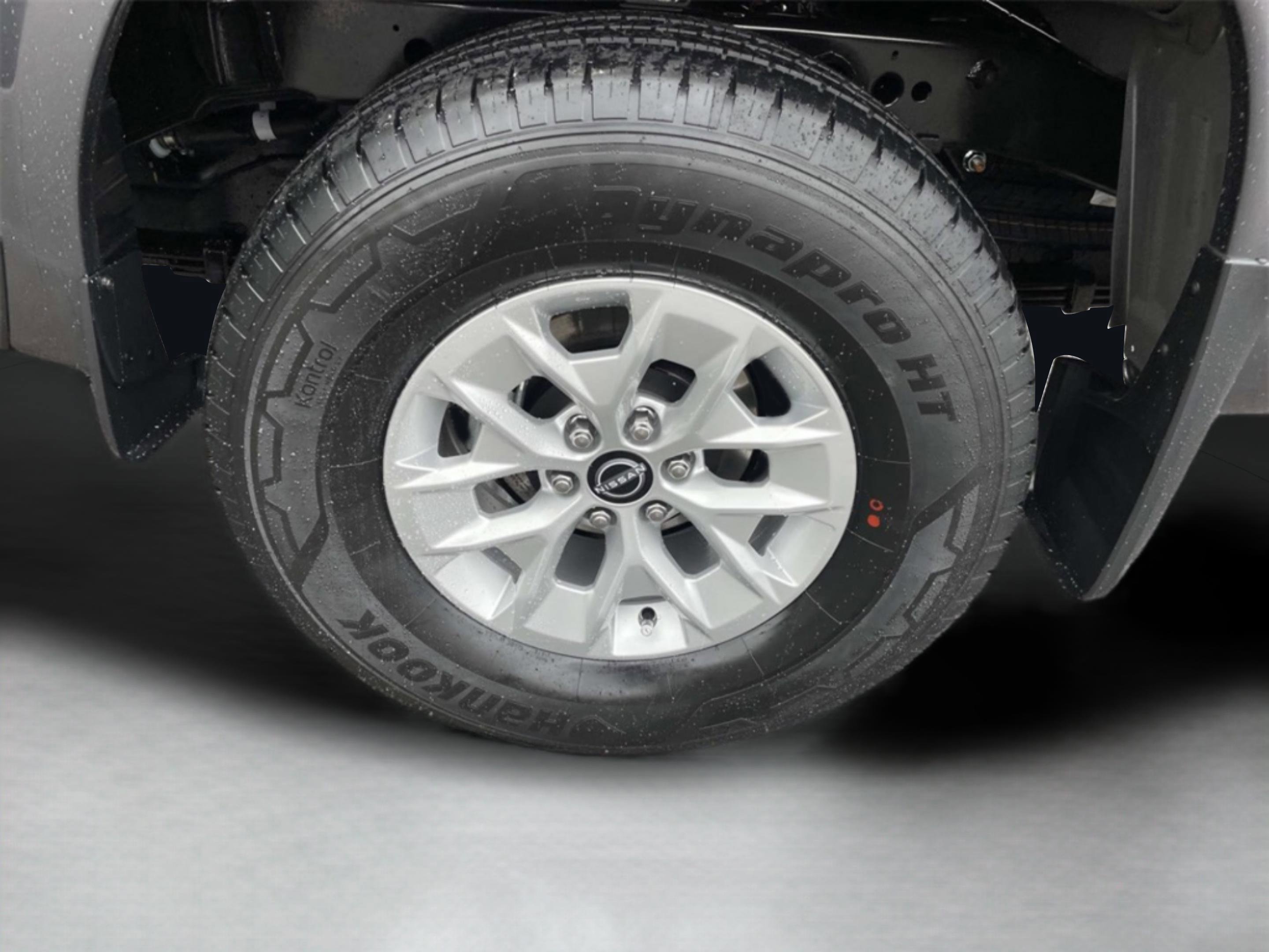 New 2026 Nissan Frontier S image 9