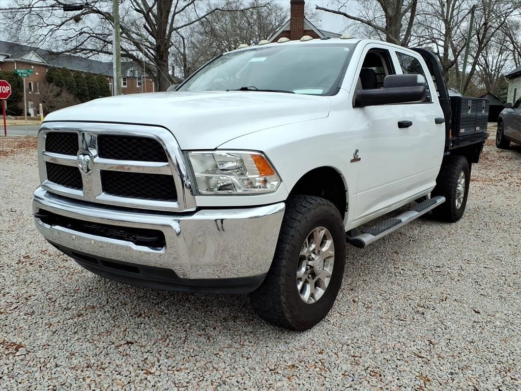 Used 2017 RAM 3500 Tradesman w/ Chrome Appearance Group image 3