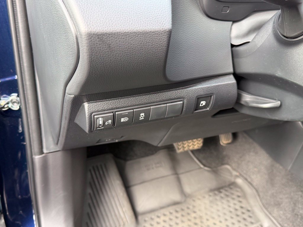 Certified 2026 Toyota Corolla SE AWD/4WD image 15