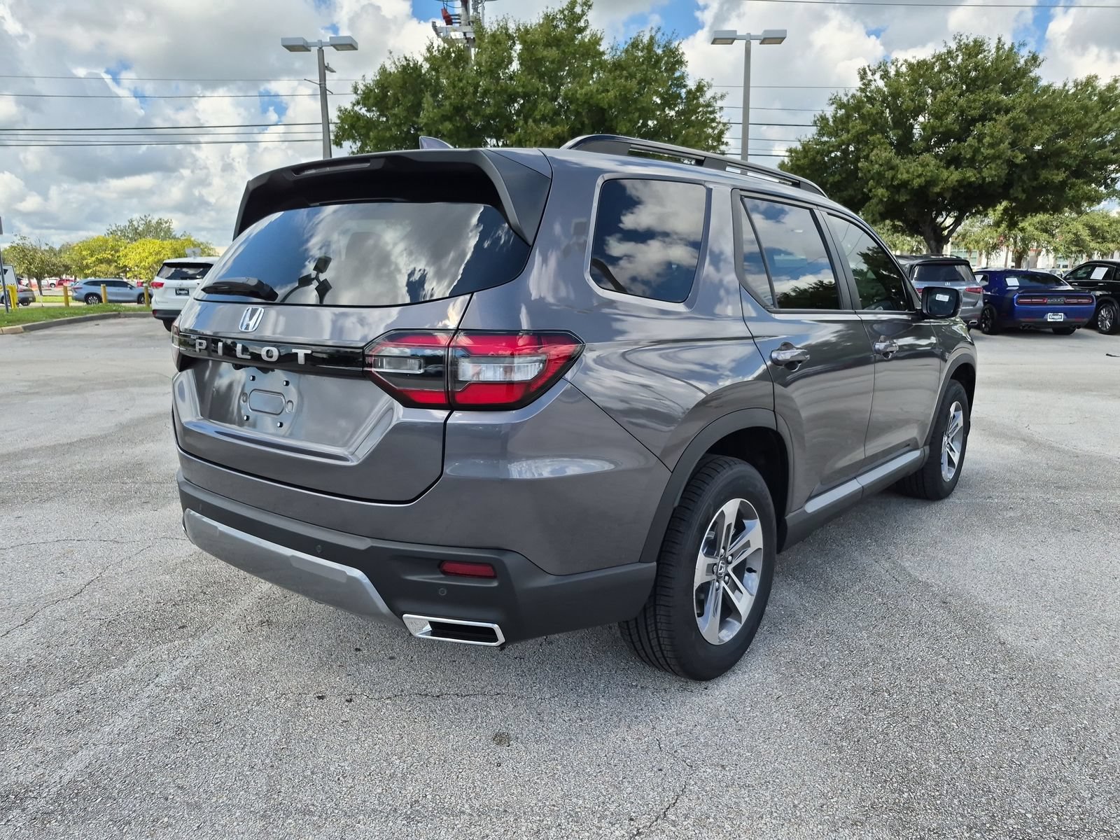 New 2026 Honda Pilot EX-L image 6