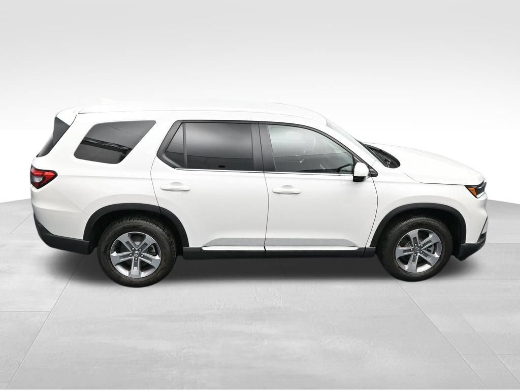 Certified 2025 Honda Pilot EX-L image 31