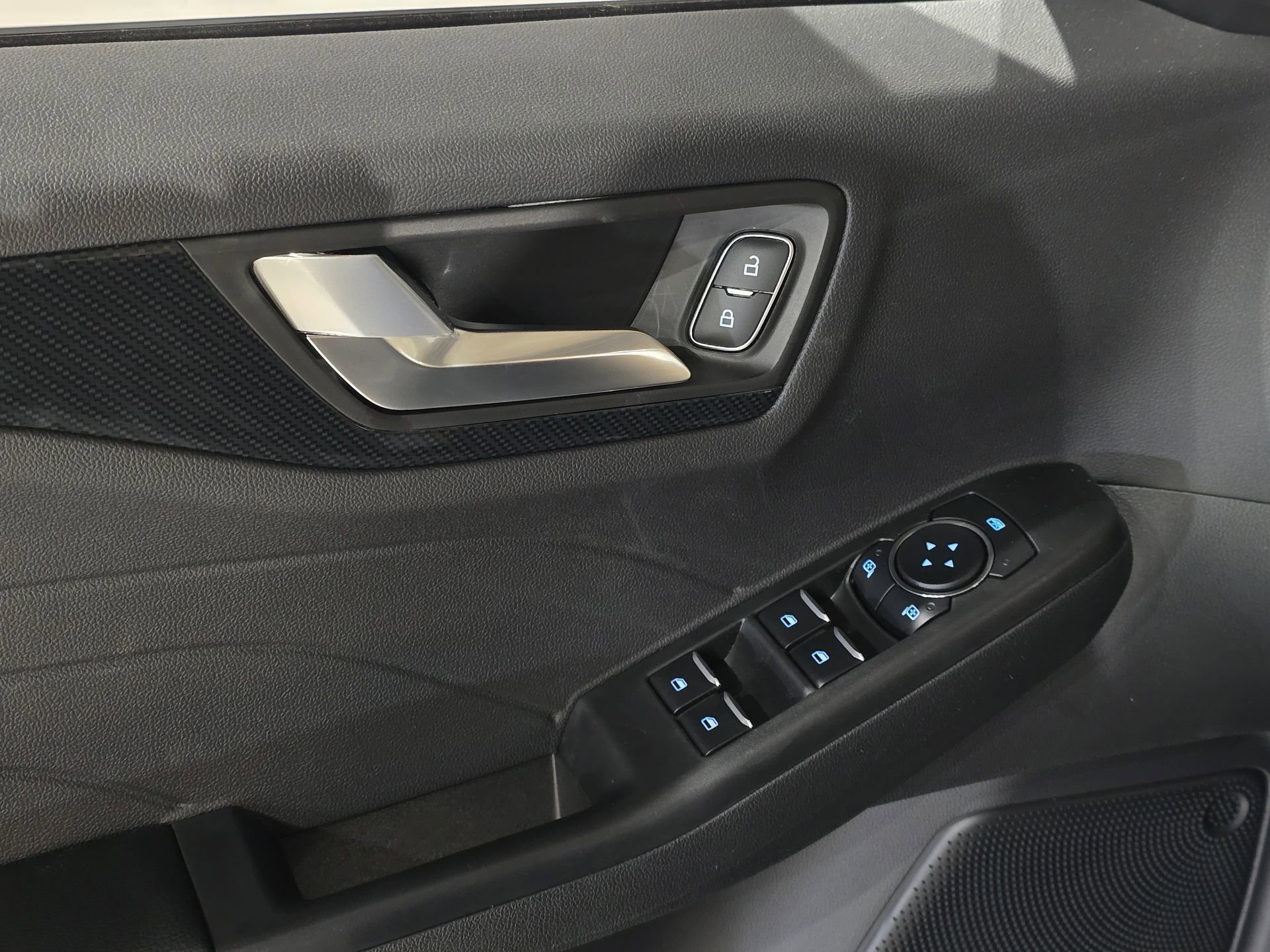 New 2025 Ford Escape ST-Line w/ Tech Pack #1 AWD/4WD image 20