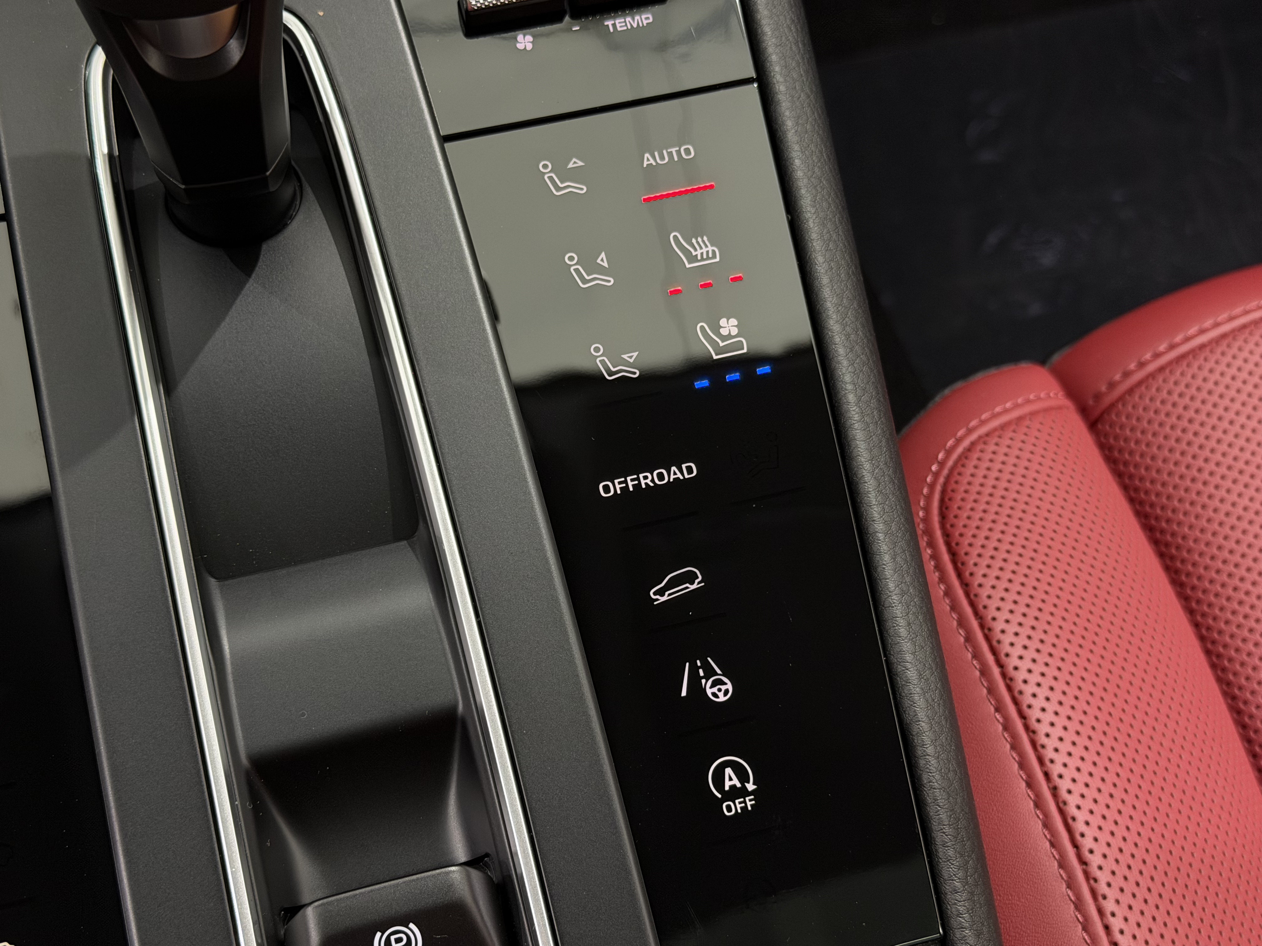 New 2026 Porsche Macan S AWD/4WD image 41