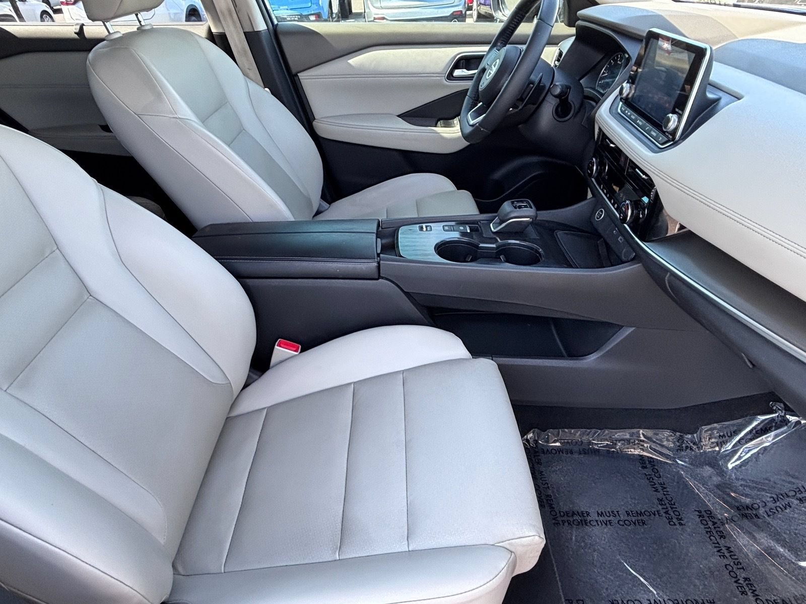 Used 2021 Nissan Rogue SV w/ Premium Package FWD image 14