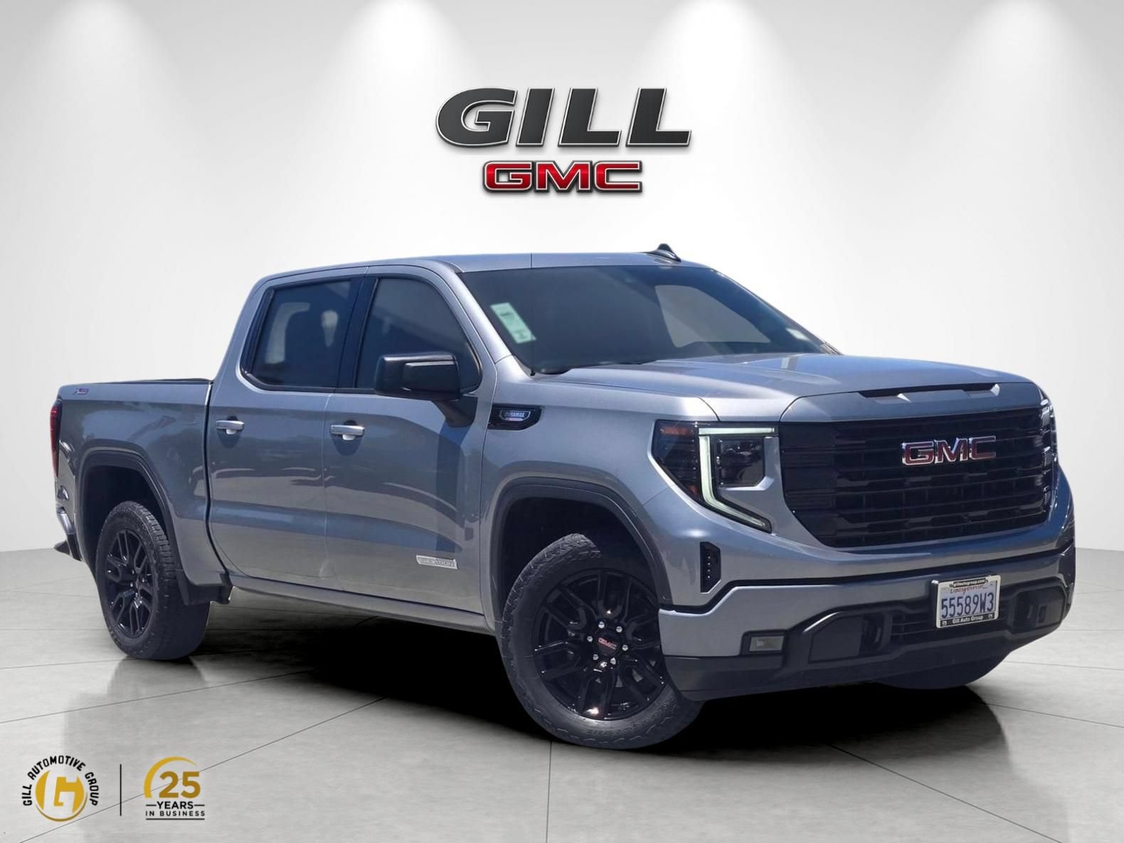Used 2023 GMC Sierra 1500 Elevation w/ X31 Off-Road Package AWD/4WD image 1
