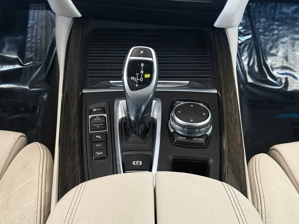 Used 2015 BMW X5 xDrive35d image 16