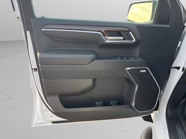 Used 2024 Chevrolet Silverado 1500 RST w/ Redline Edition image 5