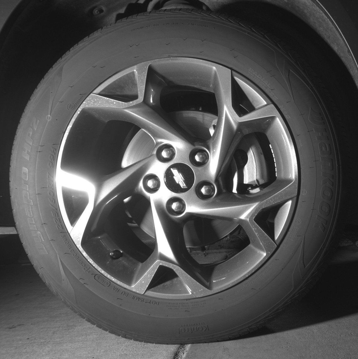 Used 2025 Chevrolet Trax LT FWD image 13