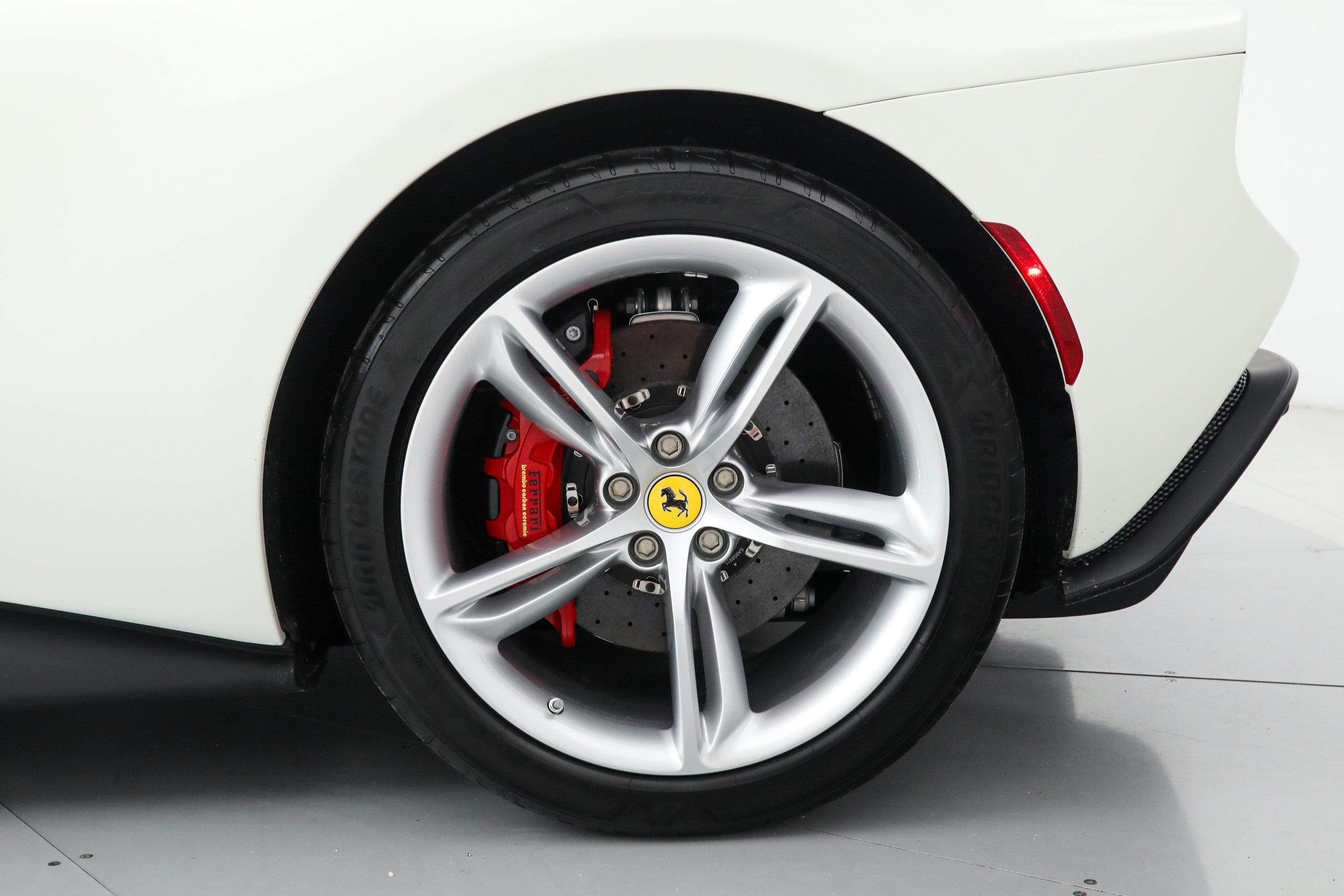 Certified 2025 Ferrari 296 GTB RWD image 37