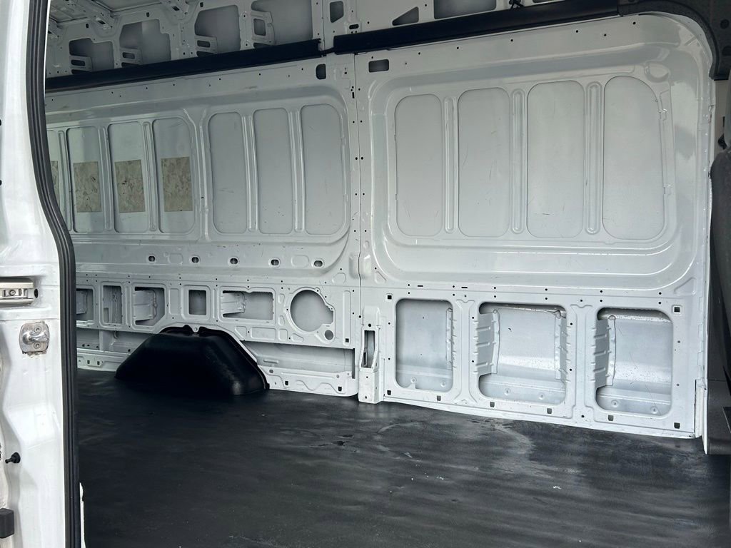 Used 2021 Ford Transit 350 148 High Roof Extended image 12
