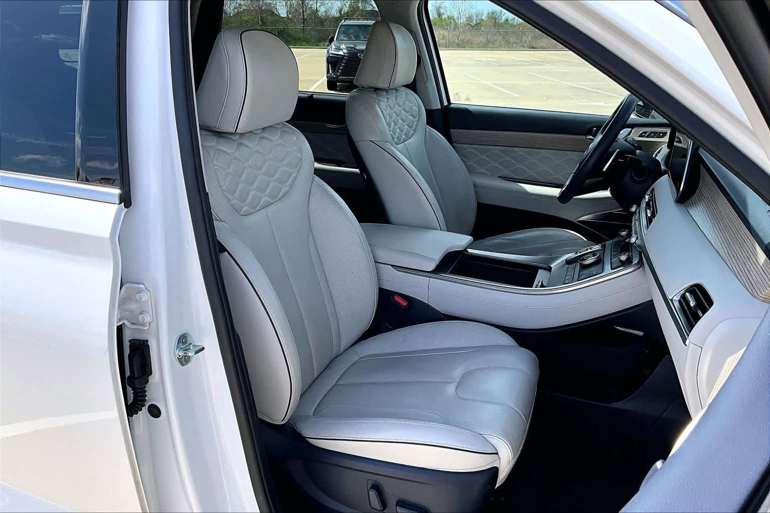 Used 2021 Hyundai Palisade Calligraphy image 9