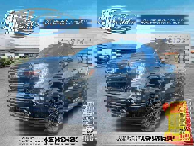 Used 2022 GMC Sierra 1500 Elevation image 1