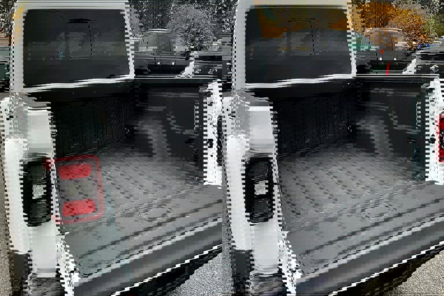 New 2025 Jeep Gladiator Rubicon image 19