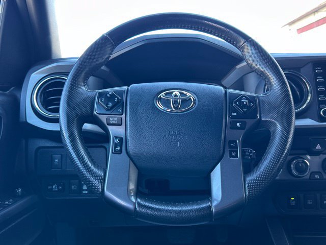 Used 2020 Toyota Tacoma TRD Off-Road w/ Technology Package AWD/4WD image 48
