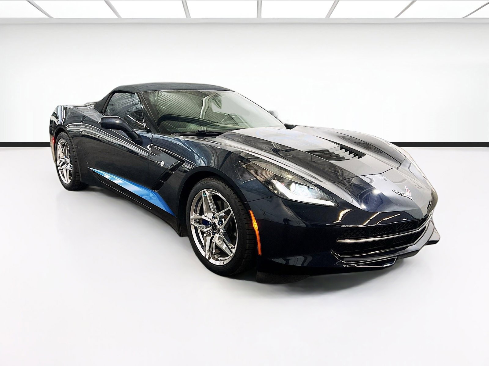 Used 2014 Chevrolet Corvette Stingray Convertible w/ 3LT Preferred Equipment Group image 3