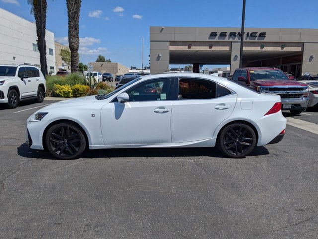 Used 2020 Lexus IS 300 F Sport w/ F Sport Package RWD image 9