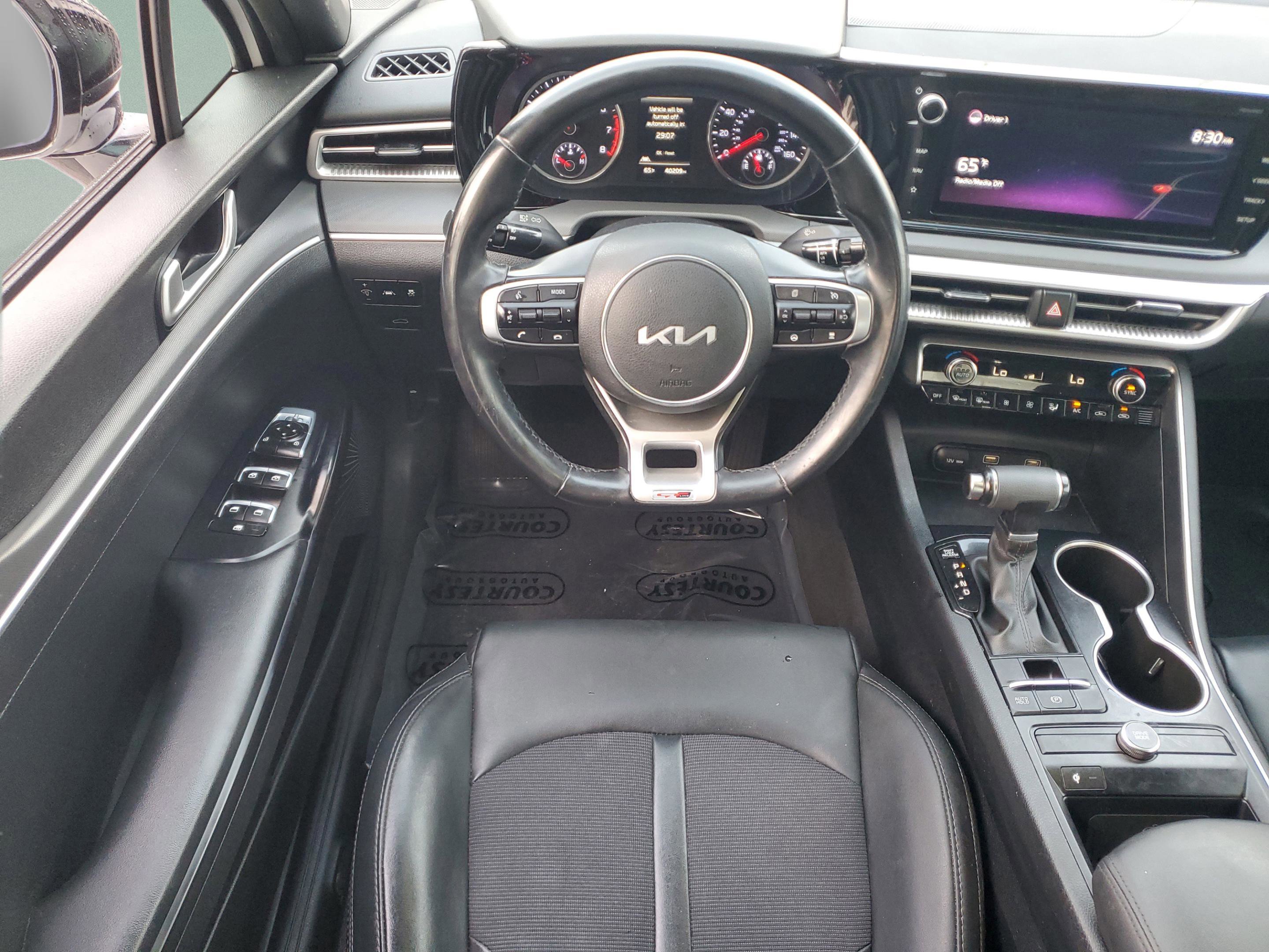 Used 2022 Kia K5 GT-Line w/ GT-Line FWD Premium Package image 10