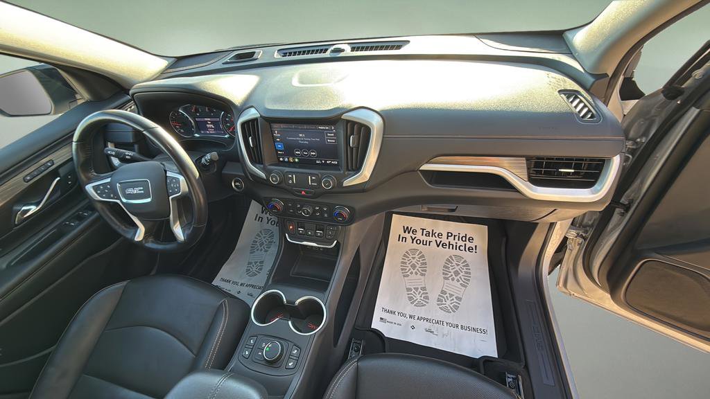 Used 2021 GMC Terrain SLT w/ Elevation Edition image 12