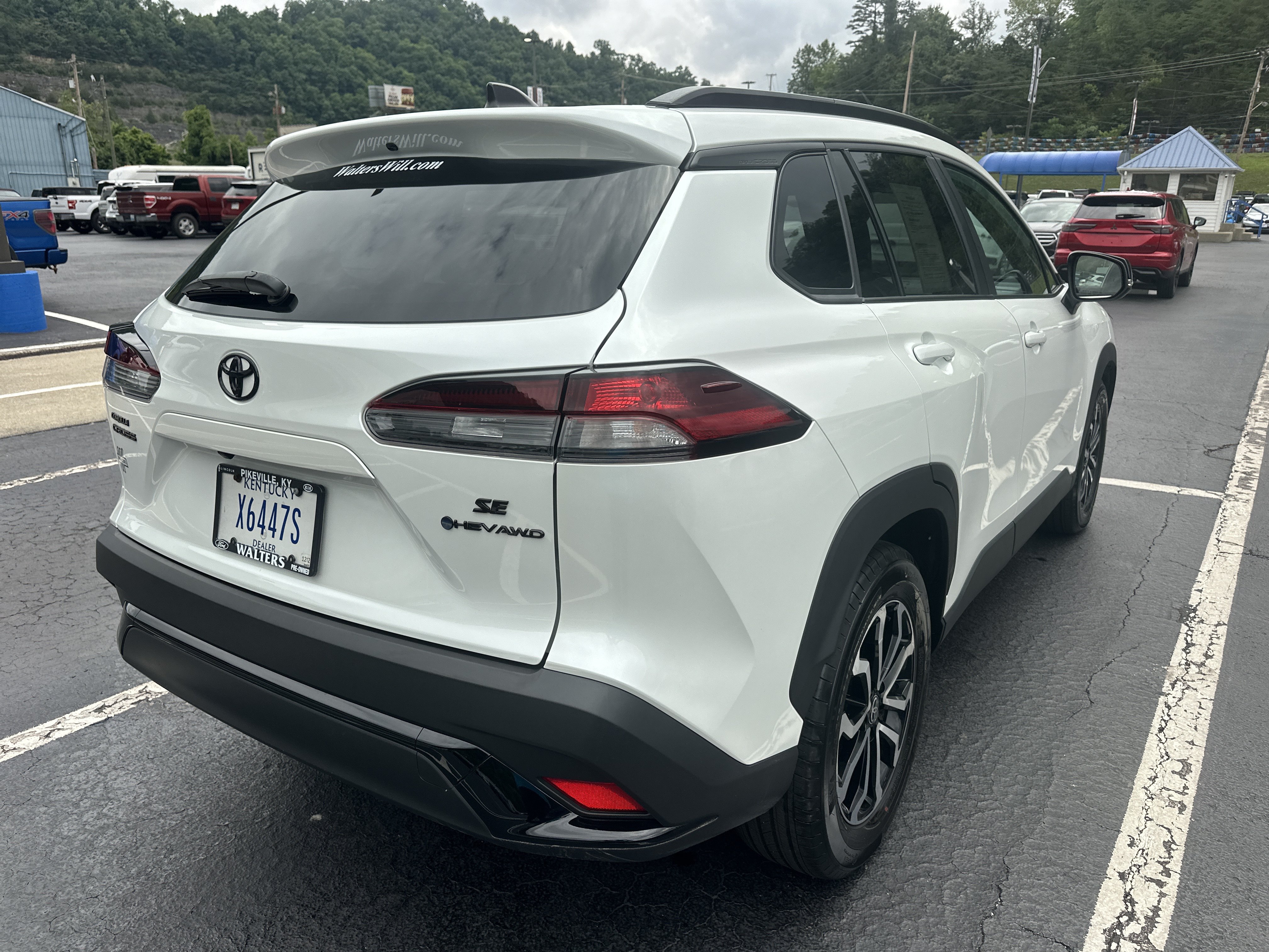 Used 2026 Toyota Corolla Cross AWD Hybrid image 2