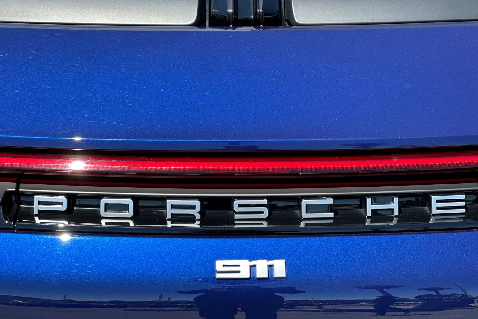 Used 2025 Porsche 911 Carrera RWD image 37